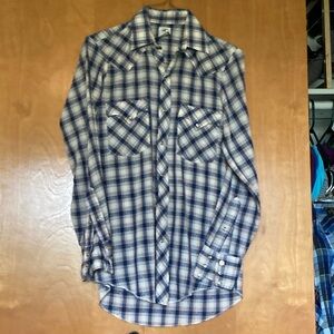 HUSTLERS Long Sleeved, Lightweight Western Shirt size 15.5 X 32.